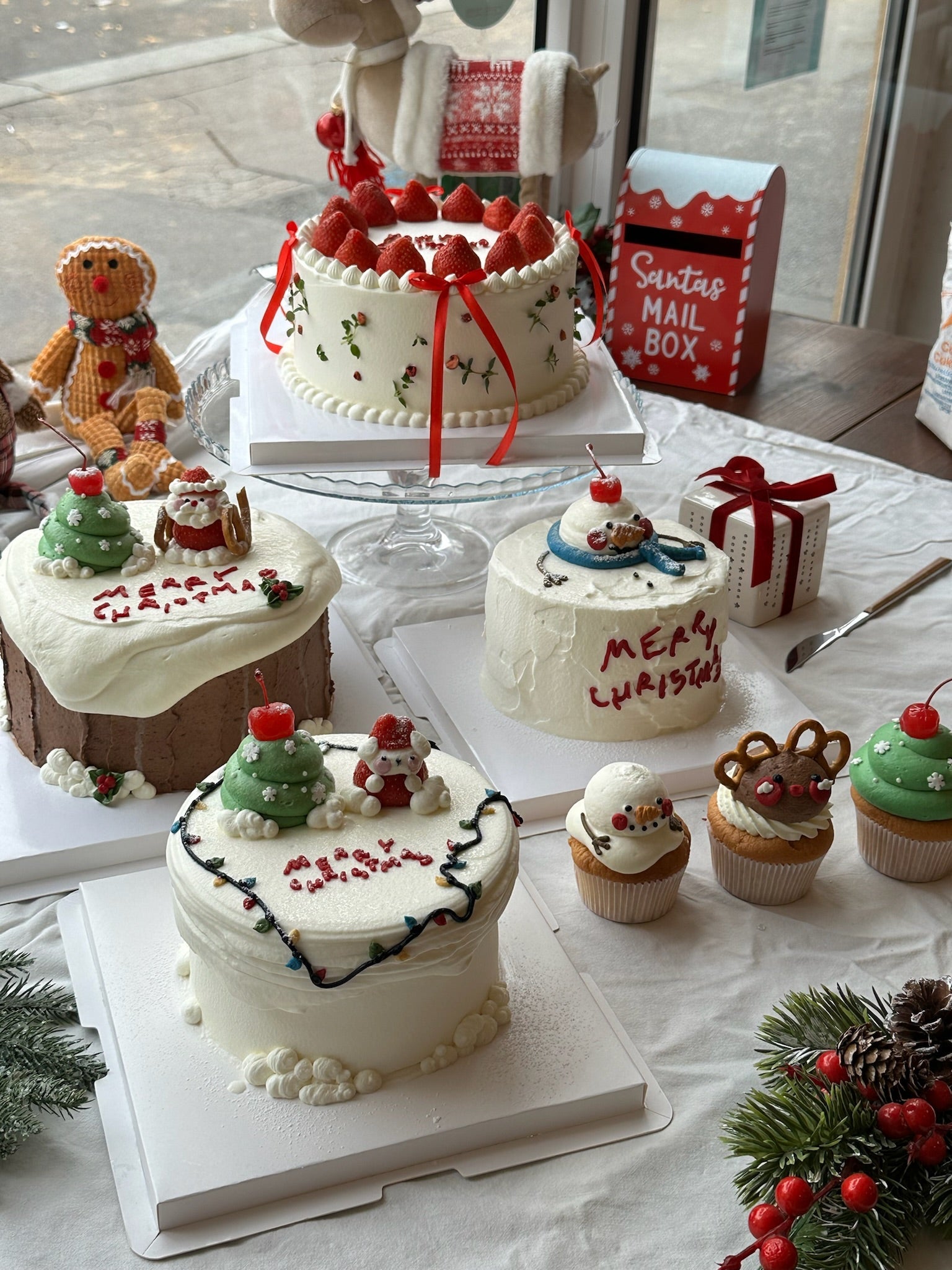 🎉 Special Day Cakes (Christmas, Halloween)