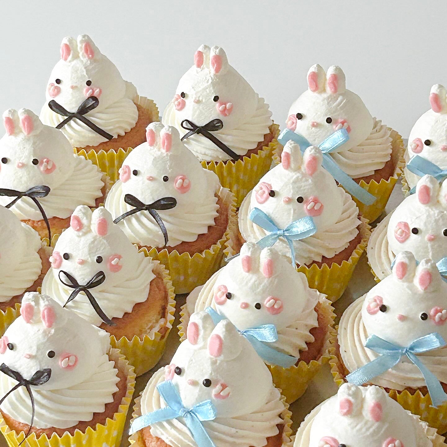 rabbit cupcake